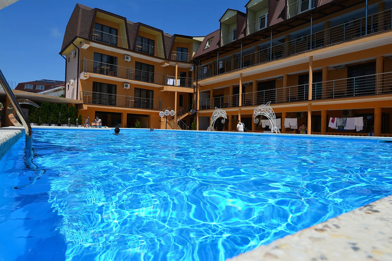 Как заселиться и освободить номер не по общему графику